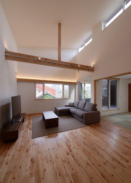 兵庫県の建築家で設計事務所が設計した加古川市の二世帯住宅