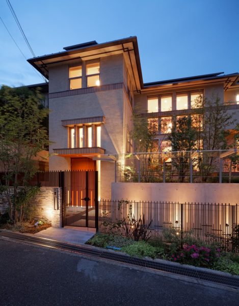 兵庫県の建築家で設計事務所が設計した豊中市の注文住宅