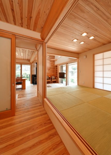 兵庫県の建築家で設計事務所が設計した岡山県西粟倉村の注文住宅